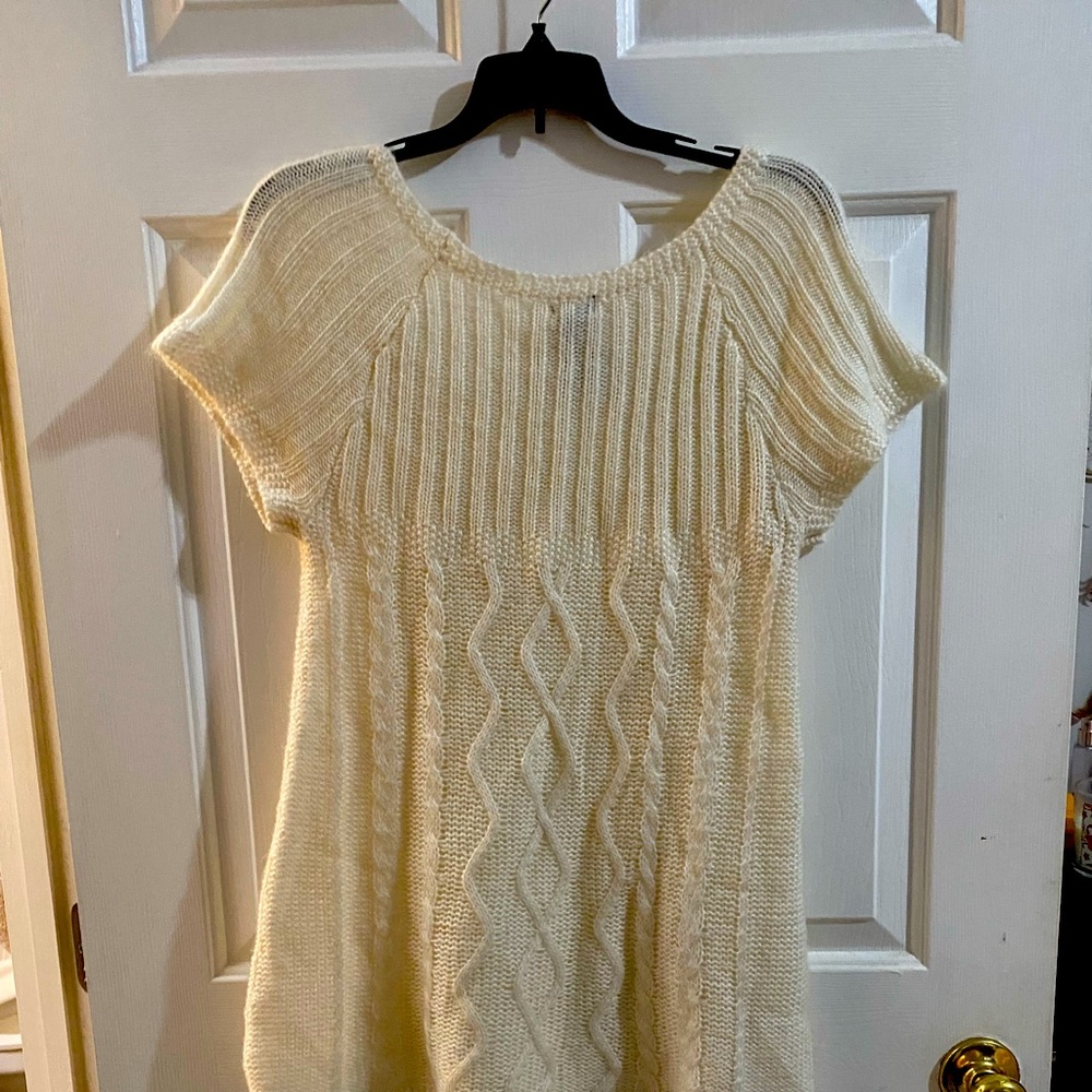 Cream shirt sleeve sweater